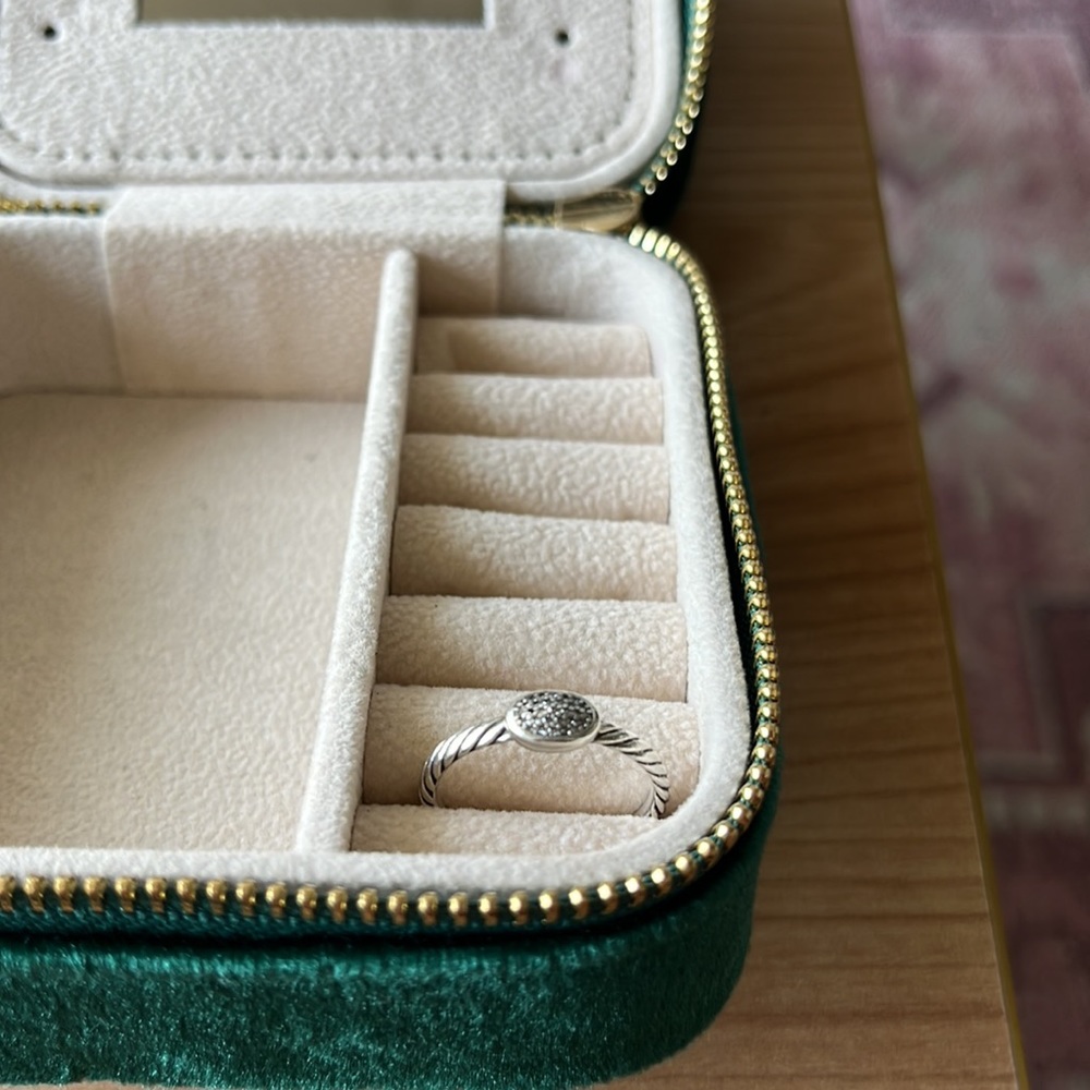 David Yurman Ring - Picture 4 of 6